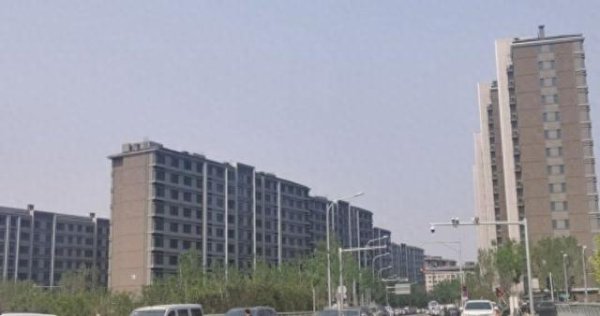 股票免费配资 多项目陷维权争议，北京楼盘竞争加剧下，中海地产口碑“保卫战”如何破局 ｜ 追问好房子